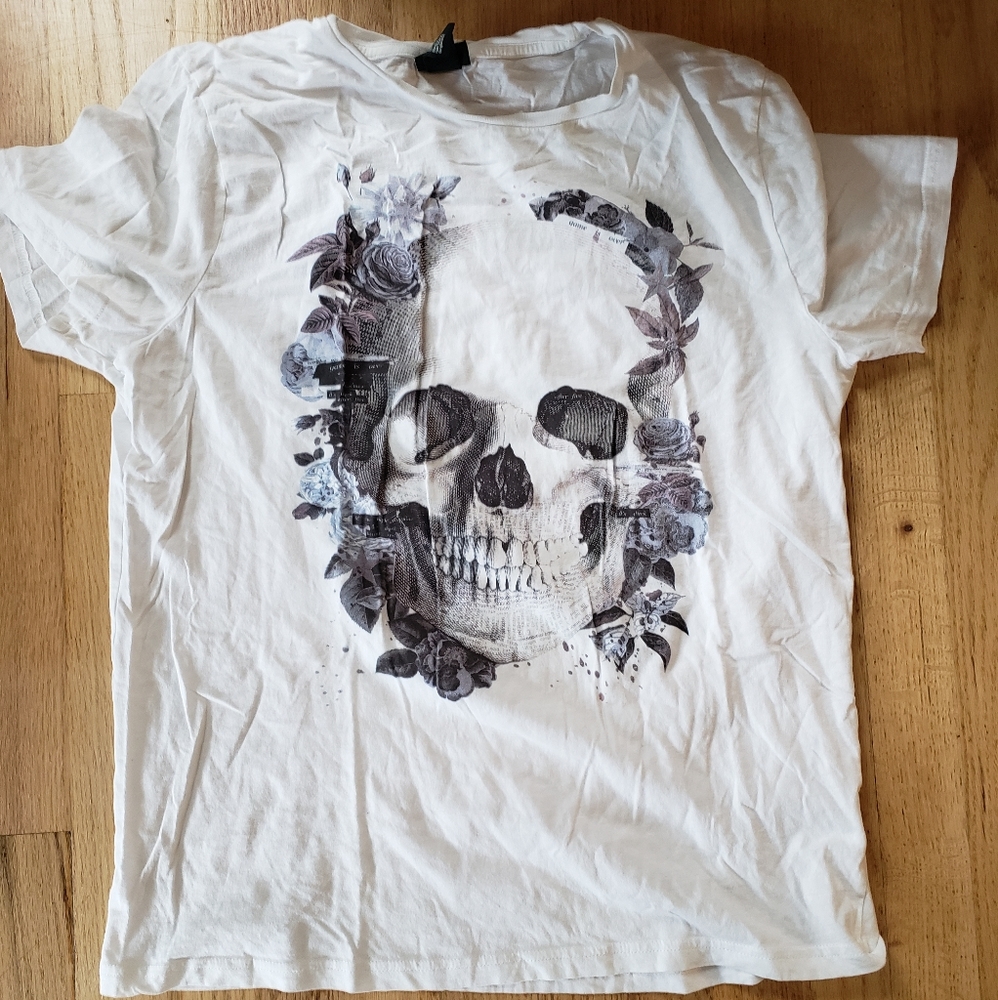 Skull Tee